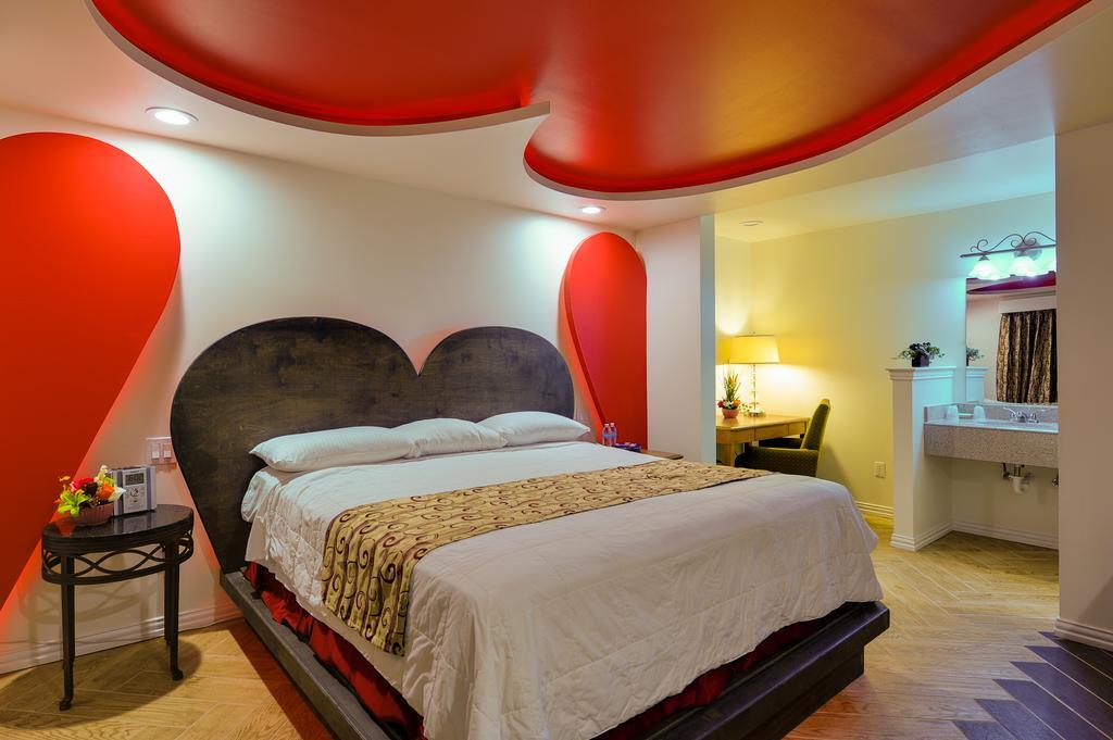 Romantic Inn&Suites Dallas Cameră foto